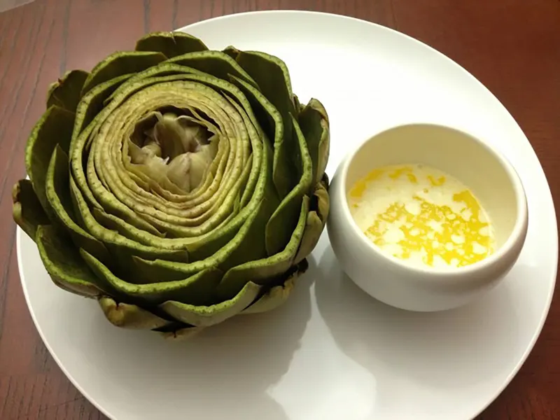 Latva-artisokka Parmesan