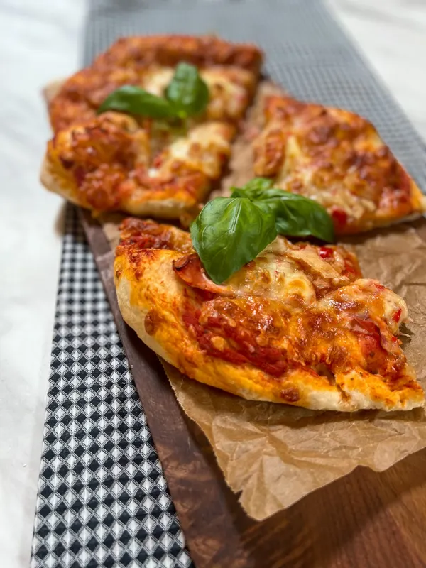 Kinkkupizza Täyte