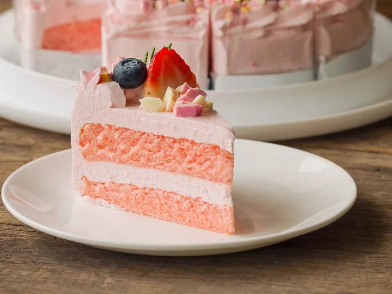 Mansikkamoussekakku