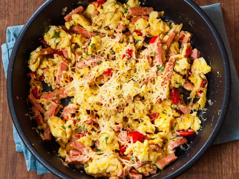 Kinkku-Pasta