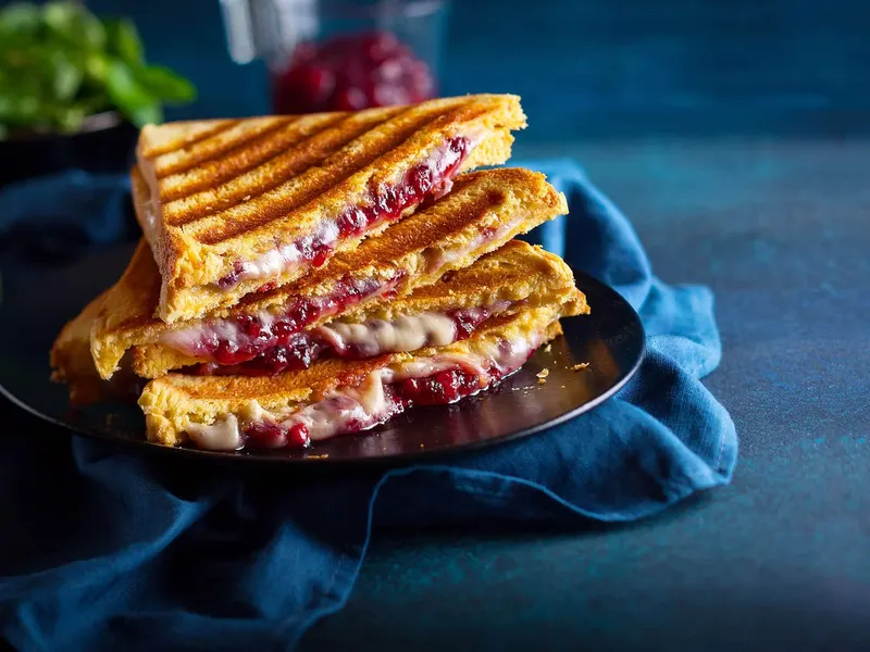 Toast Pannulla